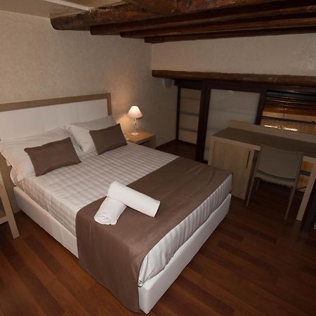 B&B La Serenissima Palermo Esterno foto